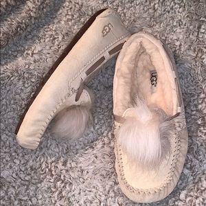 NWOT tinkerbell ugg moccasins